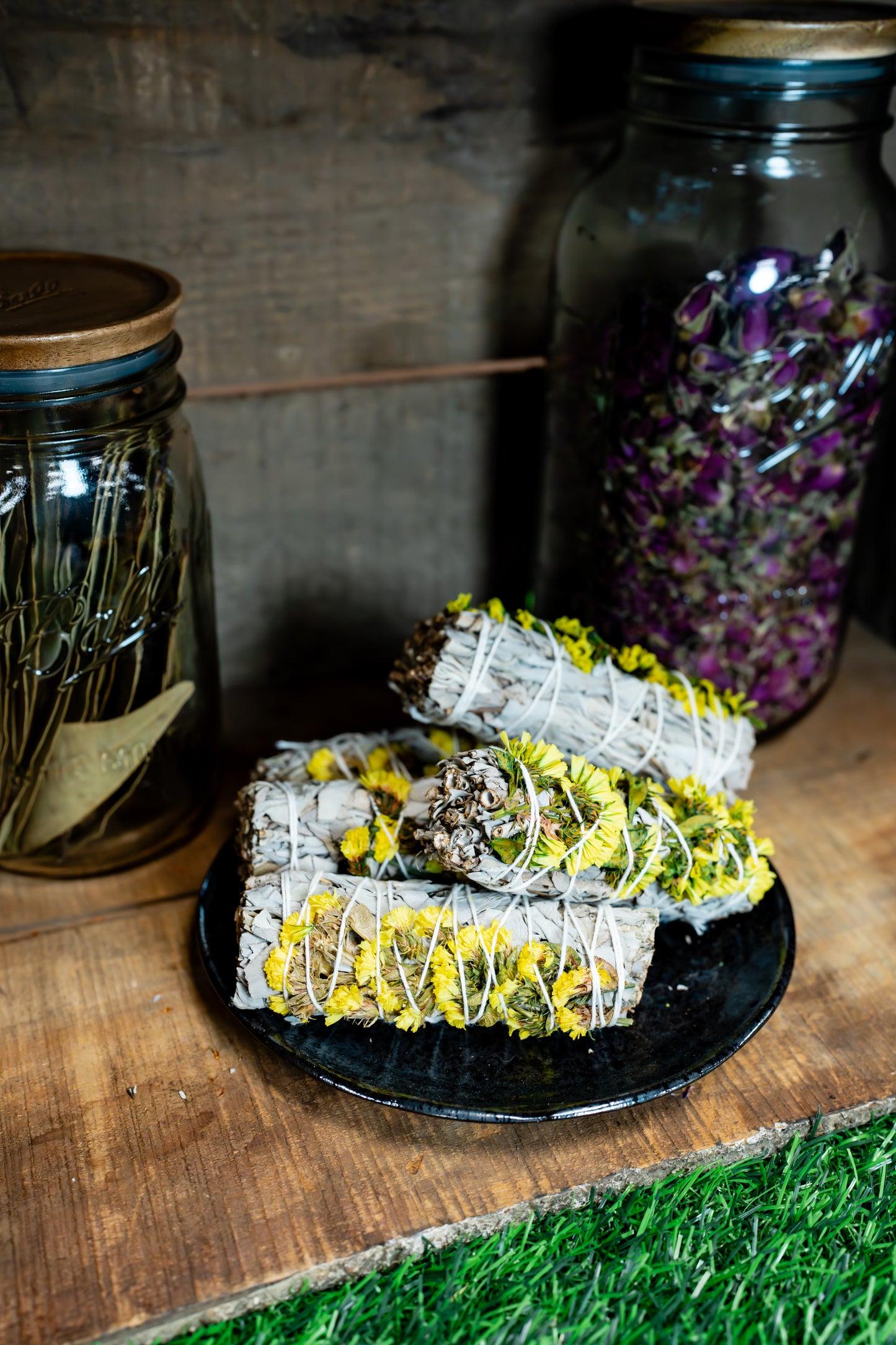 Yellow Sinuata and White Sage