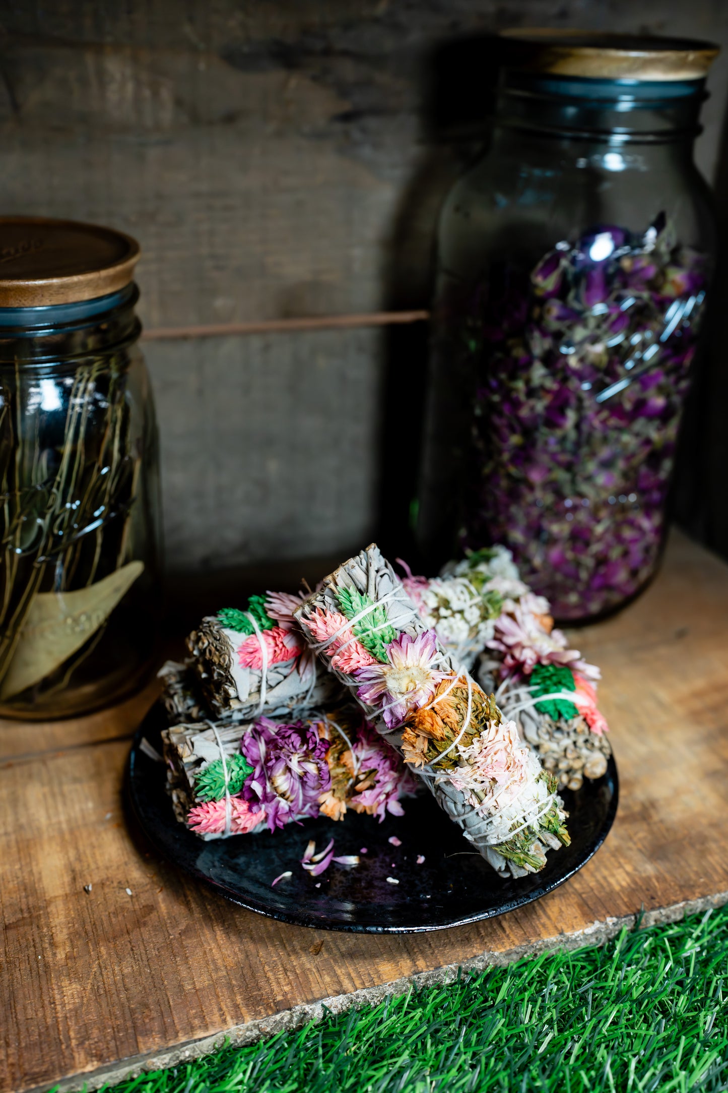 Pink and Beige Sinuata and White Sage Bundle
